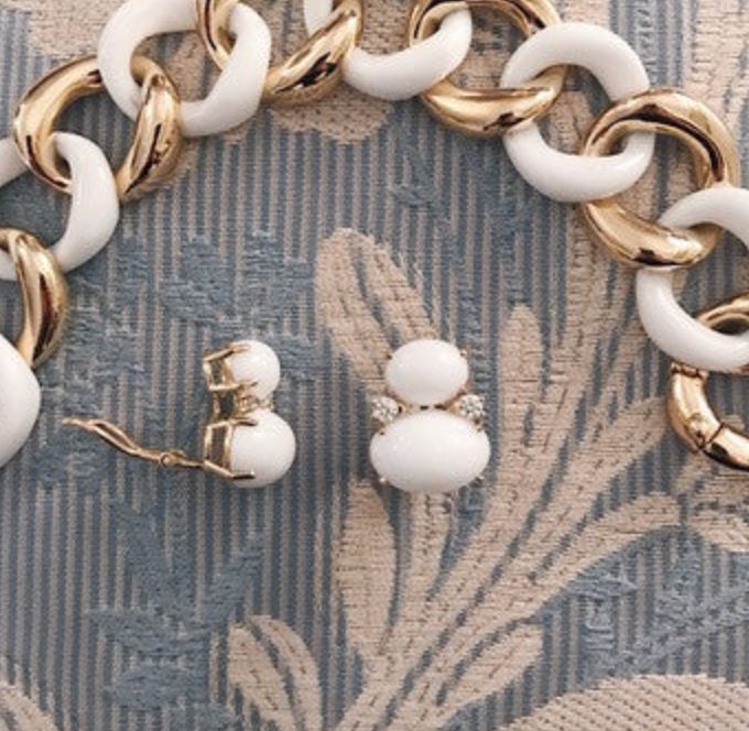 18kt Yellow Gold and Onyx Link Bracelet