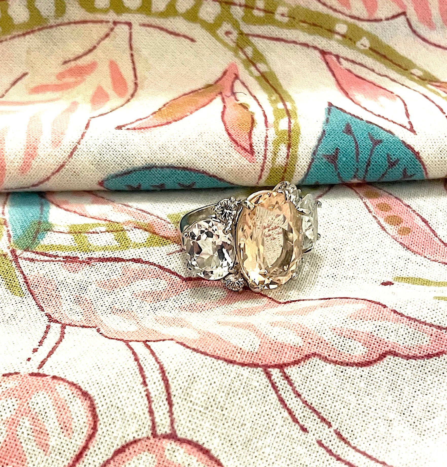Medium 18kt White Gold GUM DROP™ Ring with Morganite and Amethyst