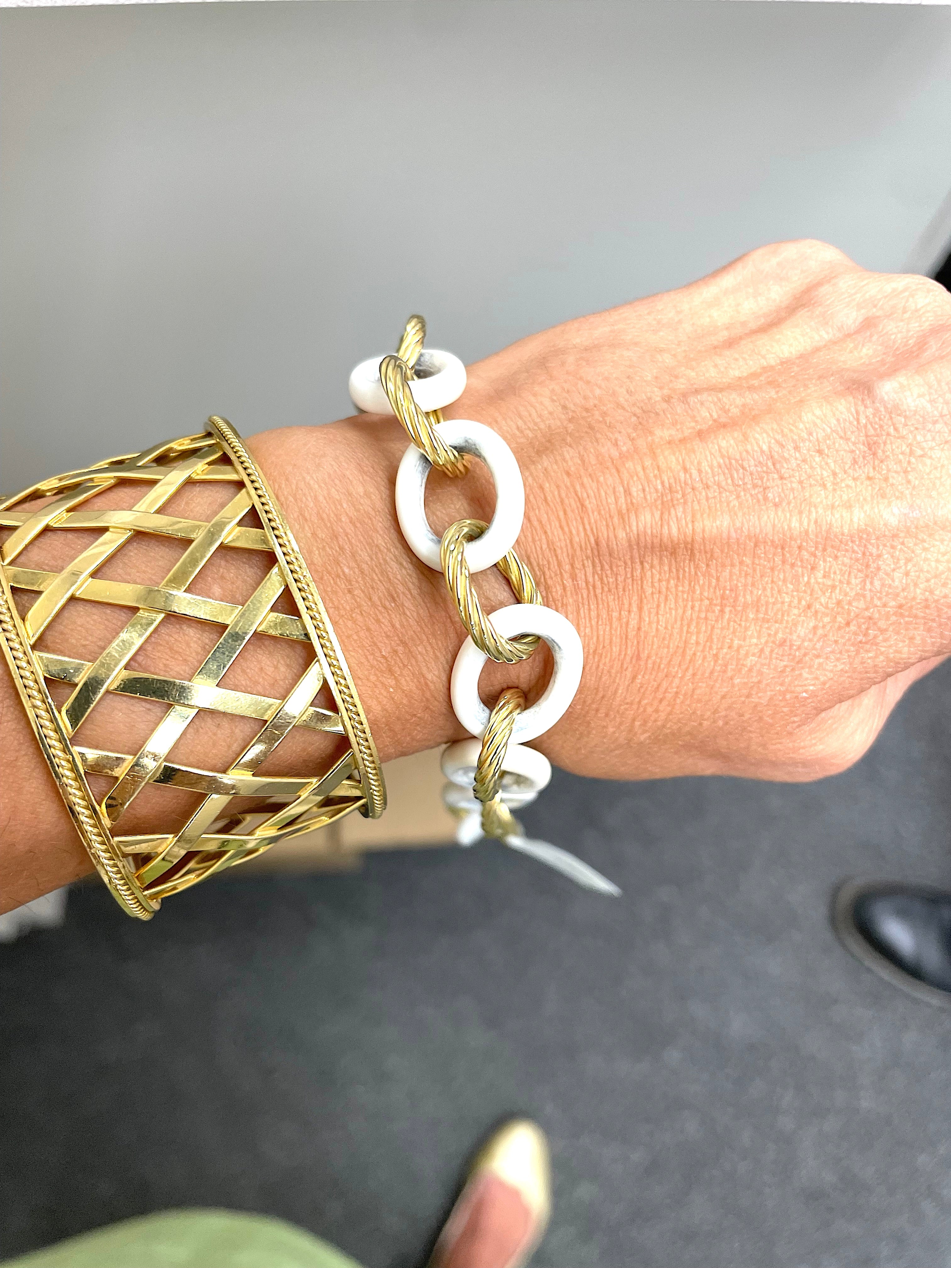 Elegant Alternating Yellow Gold Twist and White Jade Link Bracelet