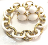 Elegant Alternating Yellow Gold Twist and Black Jade Link Bracelet