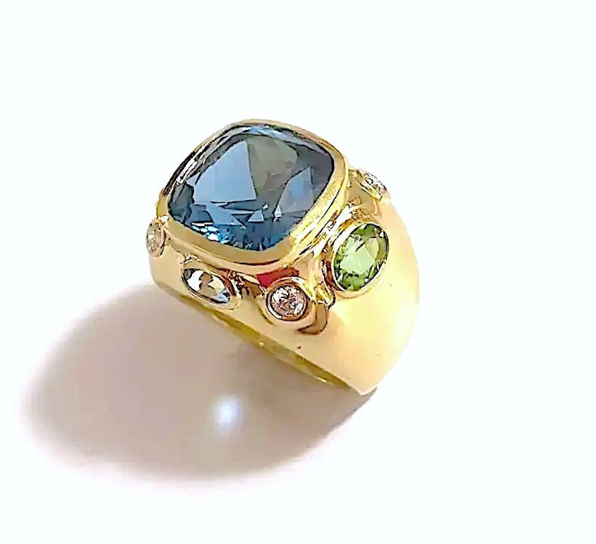 18kt Diamond Stacking Bubble Ring